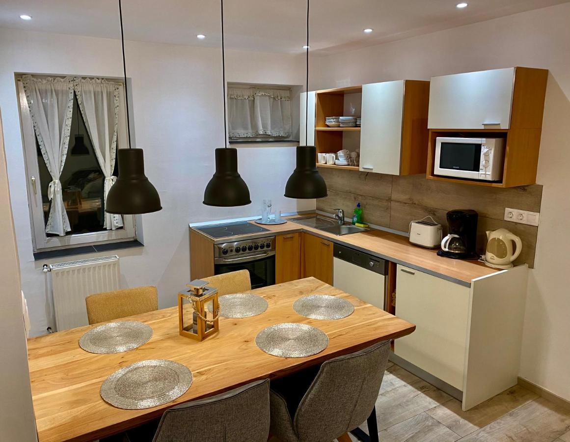 Home Sweet Apartment Xl Bük Екстериор снимка