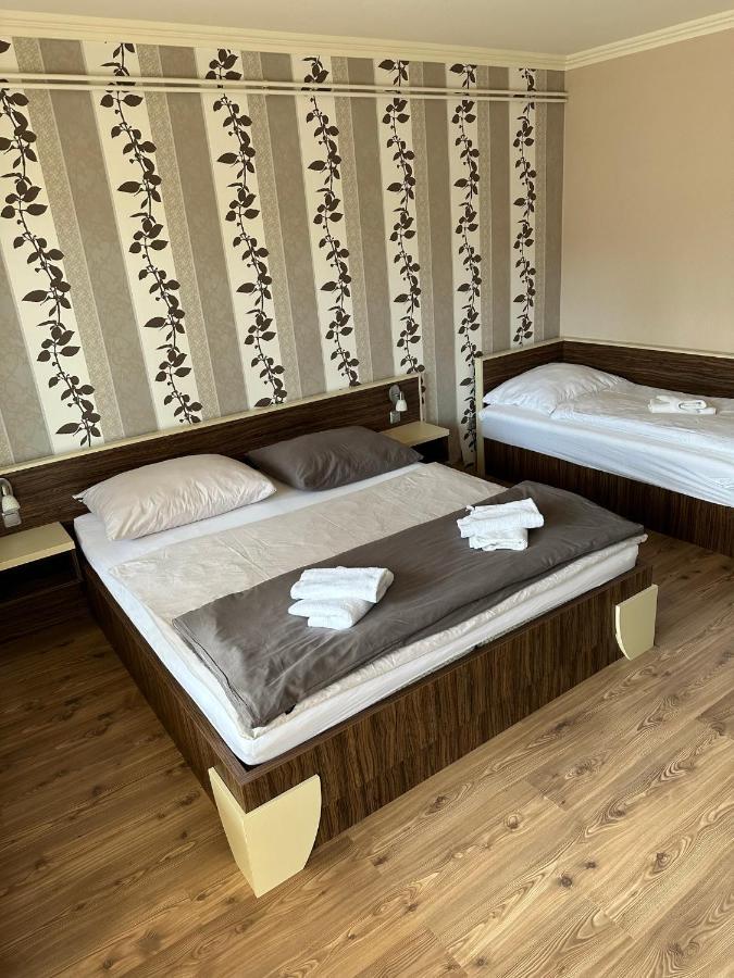 Home Sweet Apartment Xl Bük Екстериор снимка