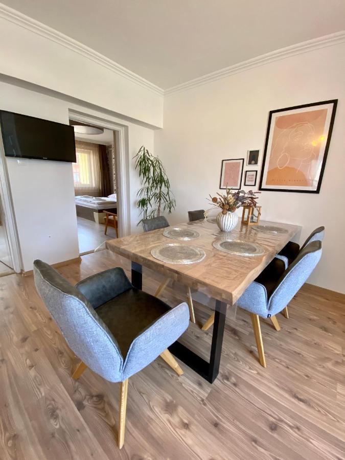Home Sweet Apartment Xl Bük Екстериор снимка